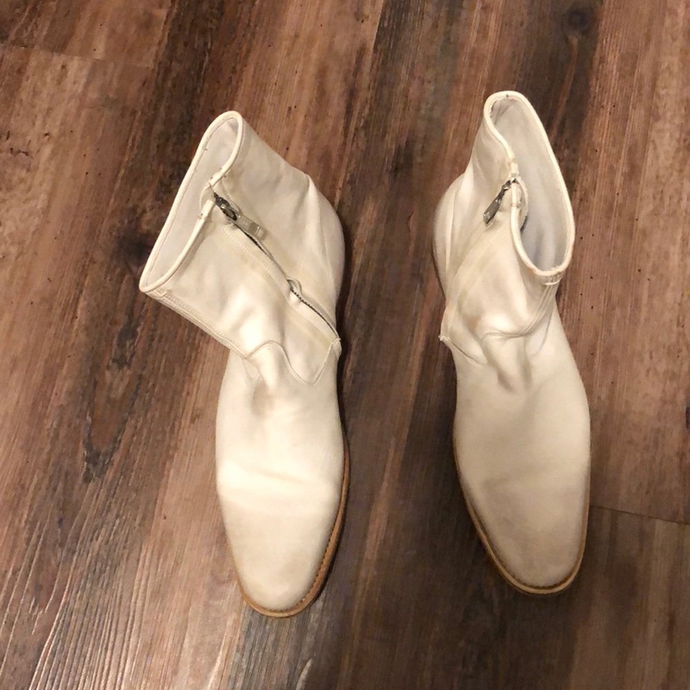 Winter white ankle boot by N.D.C.